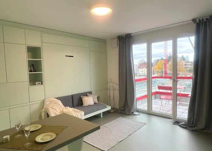 Urban Premium Living Апартаменты *